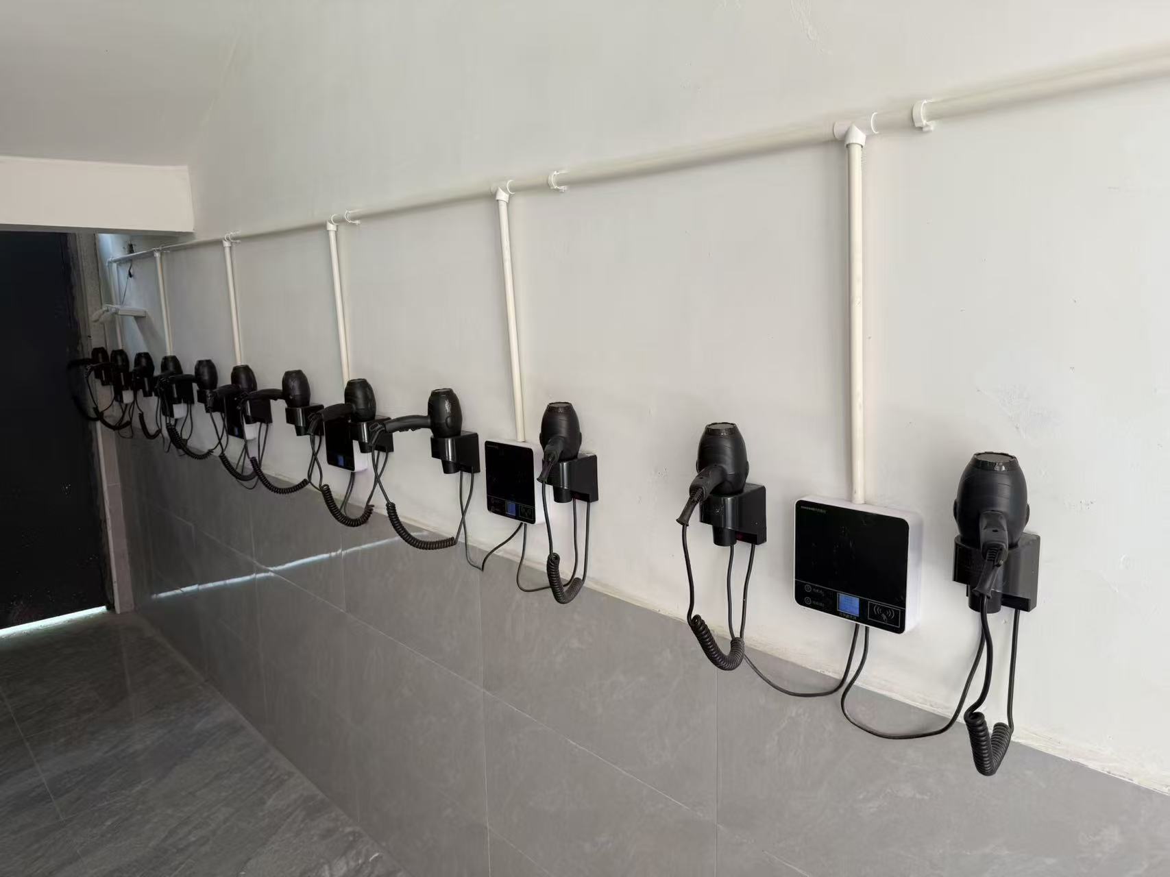 校園自助吹風(fēng)機(jī)怎么用